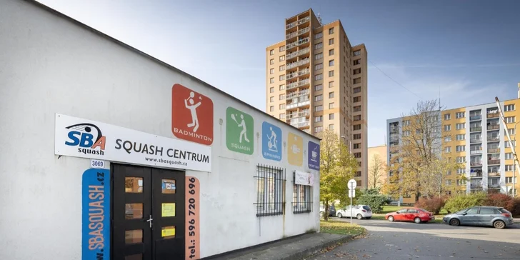 Těšit se můžete také na hloubkové čištění ultrazvukovou špachtlí a aplikaci séra, masky a krému.