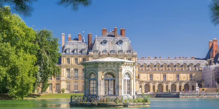 Čeká vás i výlet na zámek Vaux-le-Vicomte. 