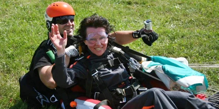 Pocit štěstí po přistání je nepopsatelný.