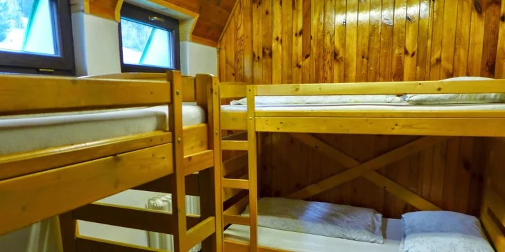 Zvolit můžete ubytování v pokoji se sdíleným sociálním zařízením.