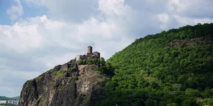 Vypravit se můžete na hrad Střekov nebo na cykloprojižďku podél Labe.
