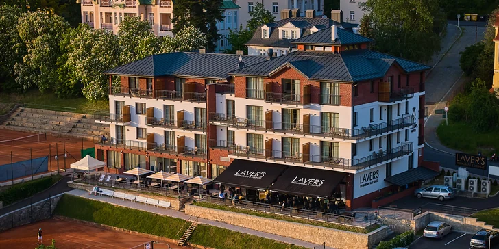 4* pobyt v centre Mariánskych Lázní: raňajky alebo polpenzia, neobmedzený wellness aj možnosť masáže a procedúr