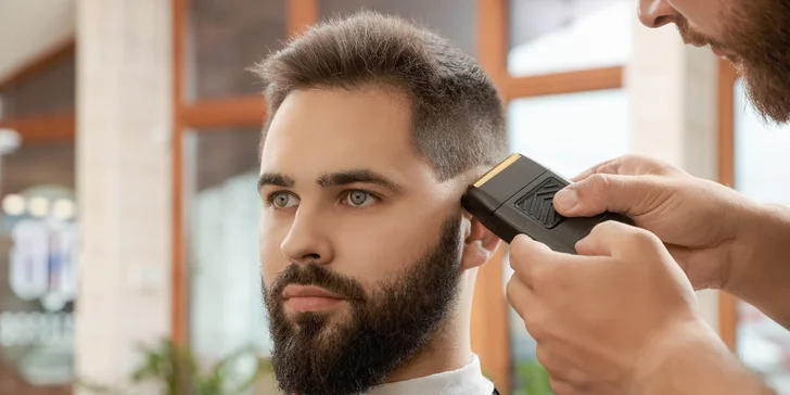 Štúdio používa moderné barber techniky, kvalitnú kozmetiku a dáva dôraz na detail pre dokonalý výsledok.