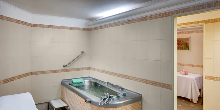 V nabídce je také balíček, který navíc zahrnuje minerální koupel s přírodním CO2.