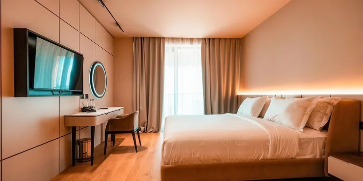 Bydlet budete v novém a elegantním hotelu Royal G Deluxe v albánském Durrësu. 
