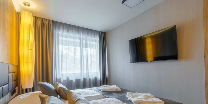 V izbách nájdete telefón, LCD TV, trezor na úschovu vecí, minibar s občerstvením a set na prípravu kávy/čaju.