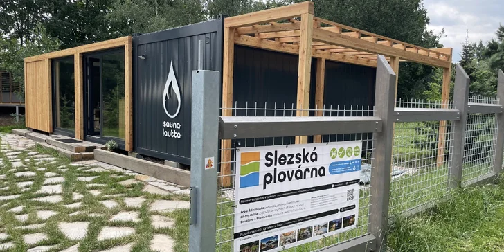 Čeká vás tu 90 až 120 minut v privátní sauně vytápěné dřevem a s výhledem na vodní hladinu.