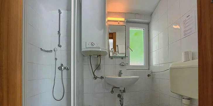 Samozřejmostí je i vlastní koupelna.