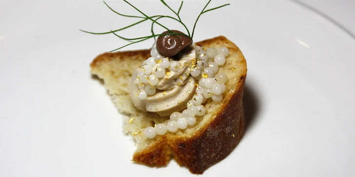 Ochutnáte šnečí ragú, bujon i kanapky nebo gratinované šneky.