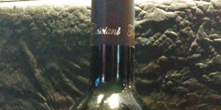 ... nebo červený Merlot.
