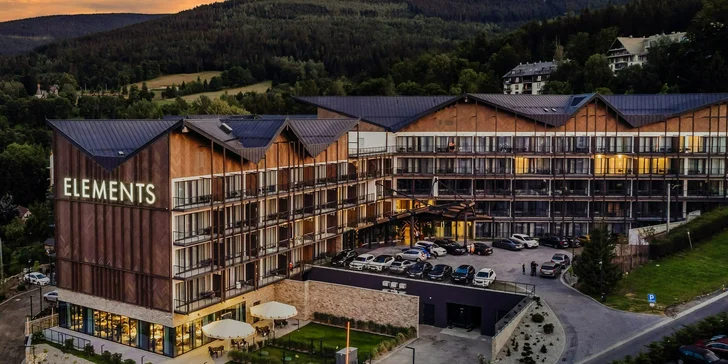 Świeradów-Zdrój: luxusní 5* hotel, moderní wellness i atrakce pro děti