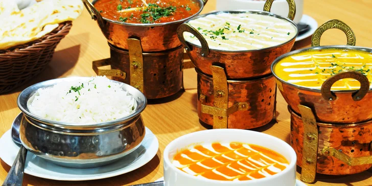 4chodové menu pro dva v nepálské restauraci včetně vegetariánských jídel