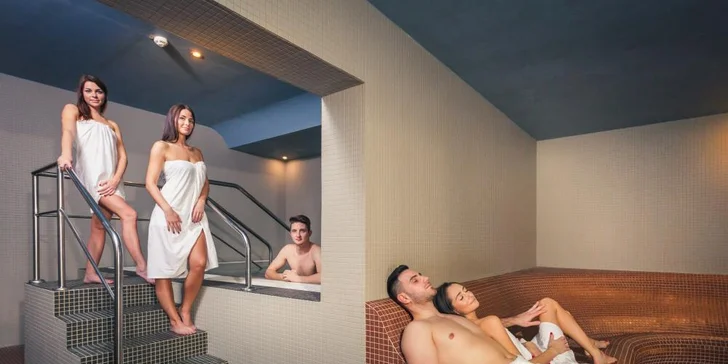 Připlatit si můžete i delší vstupy do wellness, za každých započatých 30 minut se doplácí 49 Kč. 
