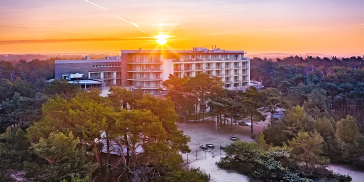 Dovolenka pri Baltskom mori: 5* hotel so súkromnou plážou, polpenzia aj neobmedzený vstup do termálneho wellness