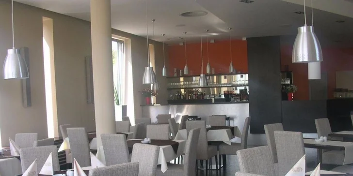 Podnik je příjemným místem pro rande, ale i rodinnou sešlost.