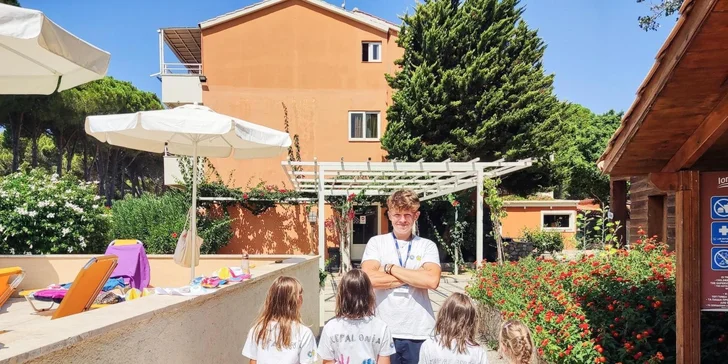 Nechybí dětský bazén, moderní hřiště ani vnitřní miniklub.