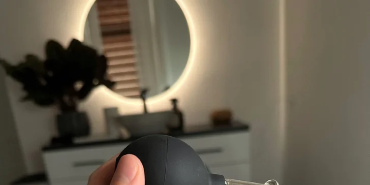Zabudnite na invazívne zákroky a objavte silu dotyku v salóne Glow Point v Žiline