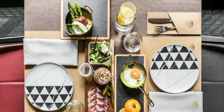 Restauraci vede jeden z nejúspěšnějších polských kuchařů, Wojciech Modest Amaro.