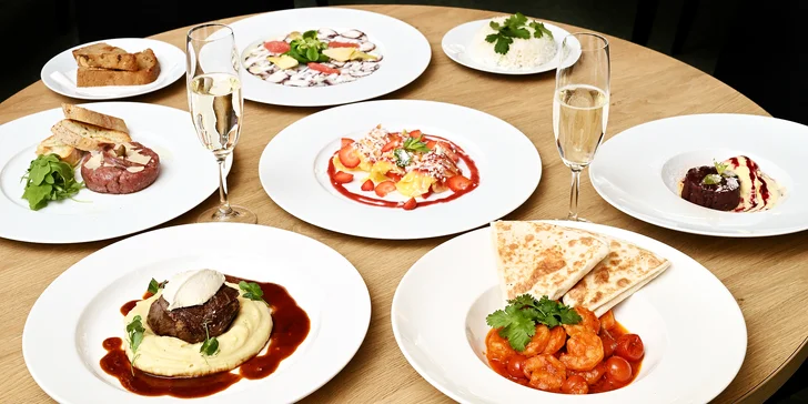 3chodové výběrové menu pro dva v karlínské restauraci: chobotnice, krevety i steak
