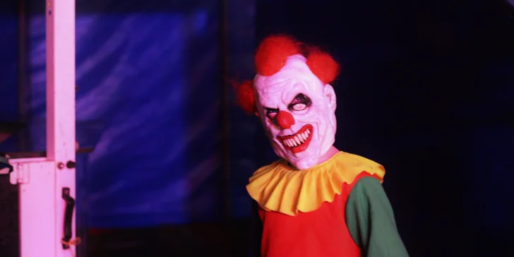 Celá show trvá 120 minut. 