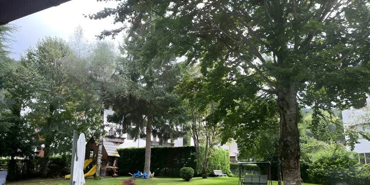 Děti si užijí zábavu díky animačním aktivitám, které pořádá místní turistická asociace 50 m od hotelu.