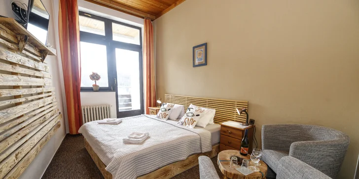 Vyberete si pokoj či prostornější apartmán. 