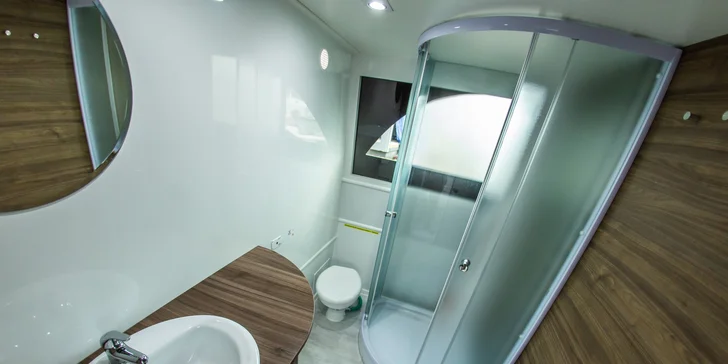 YachtBoat ONE