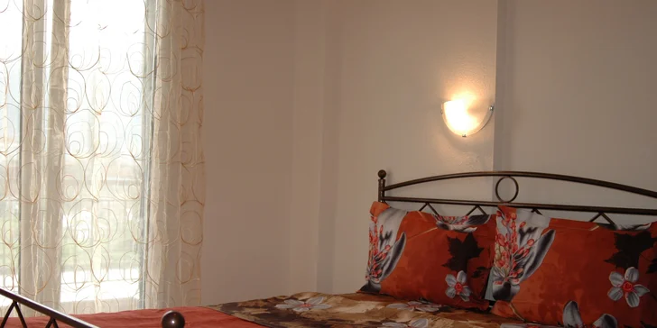 Dovolená ve studiovém domě na řeckém poloostrově Chalkidiki vč. dopravy