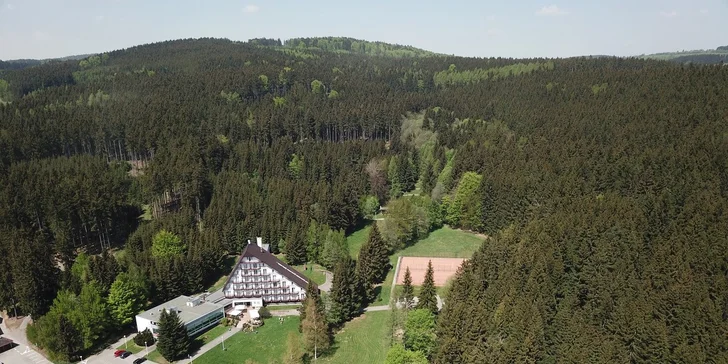 Zima na Vysočině: skvělá polopenze, wellness s bazénem i běžky a lyže