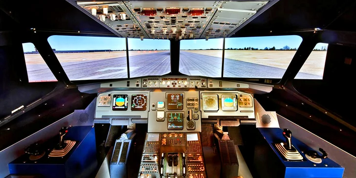 Jen tento týden: až 90 minut na simulátoru dopravního letadla A320