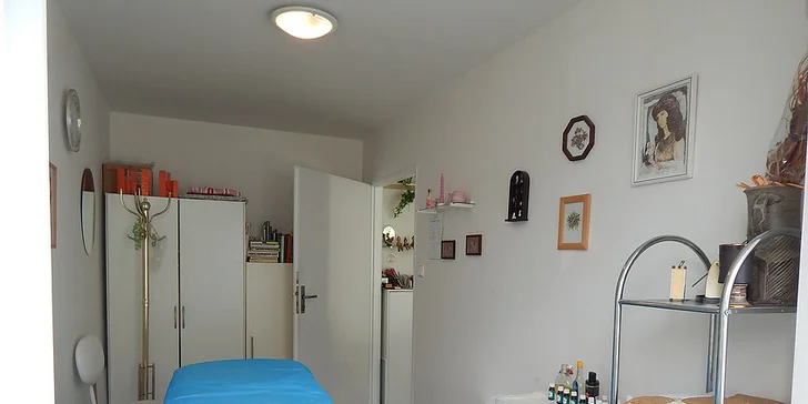 Vaše hodinka odpočinku: relaxační masáž s éterickým olejem dle výběru