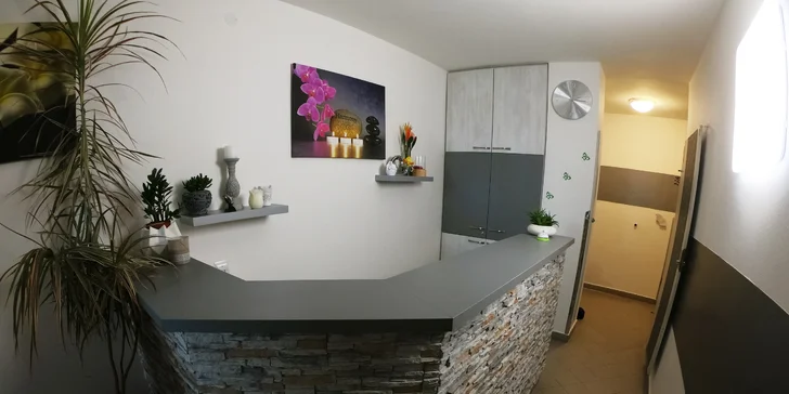 Báječný relax v oblíbeném wellness centru Böhmova s masáží nebo nápoji