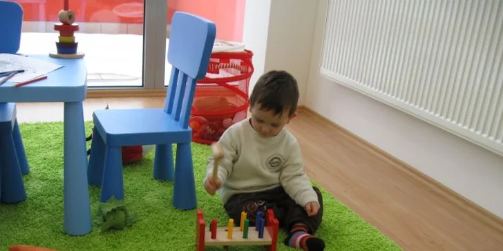 Jde se mlsat: káva či domácí limonáda a lahodný dezert i pro 2
