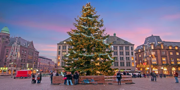 Adventní Amsterdam i Brusel: noc se snídaní, adventní trhy i Festival světel