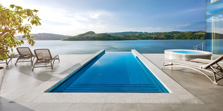 Luxusní pobyt v 5* hotelu u jezera: skvělé jídlo a wellness s výhledem