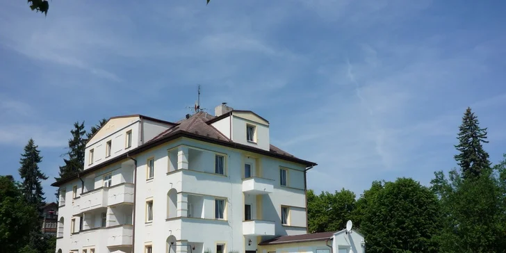 3 dny v hotelu jen pár kroků od Máchova jezera: polopenze a spousta výletů