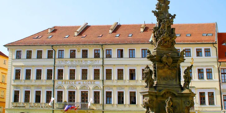 2 noci v elegantním 4* hotelu: velký pokoj, polopenze, termální bazén a sauna