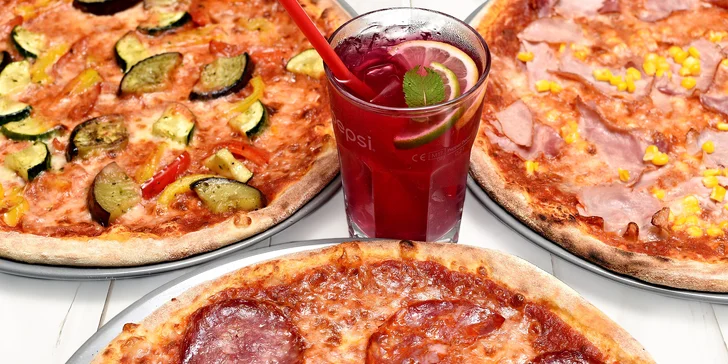 Ledový čaj a pizza na výběr: sýrová, salámová, kuřecí i vegetariánská