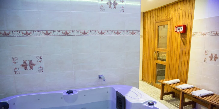 Za pohodou kdykoliv v roce: dovolená pro 2 ve Špindlu s polopenzí a wellness