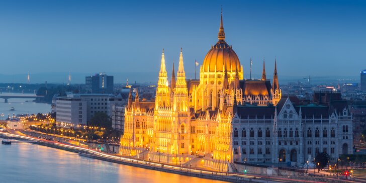Předvánoční Budapešť: 3 noci se snídaní, adventní trhy i návštěva lázní