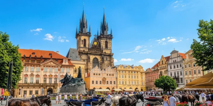 Zážitek je vhodný pro jednotlivce, páry, rodiny i skupiny přátel, kteří chtějí poznat Prahu vlastním tempem.