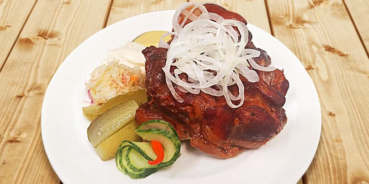 Hostina v pivovaru pro 2: pečené koleno, předkrm a pivo dle výběru