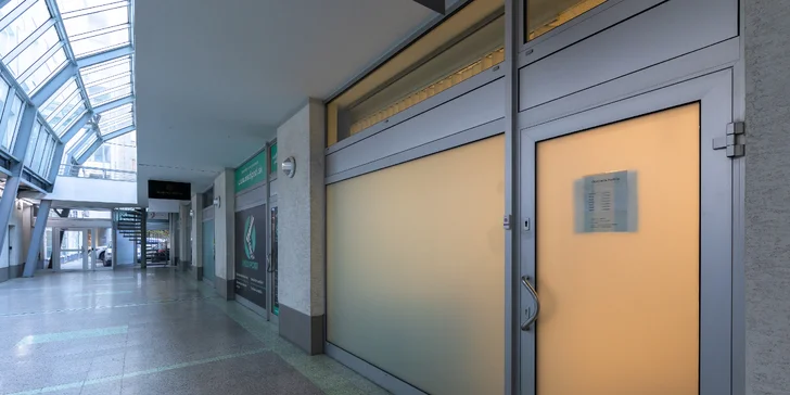 Skinic estetické centrum nájdete na Námestí Martina Benku 