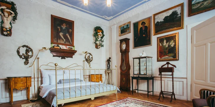 Designový hotel v Banské Štiavnici: galerijní ubytování a exkluzivní snídaně