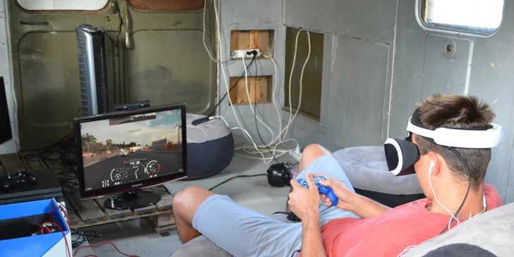 Pařanské doupě: 2 hodiny virtuální reality pro neomezený počet hráčů