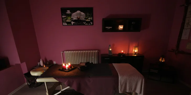 Hodinová masáž výběrem z 5 druhů: Lomi Lomi, thajská olejová i klasická