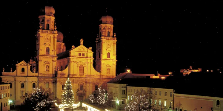 Za vánoční atmosférou do bavorského Pasova i relaxace v lázních Bad Füssing