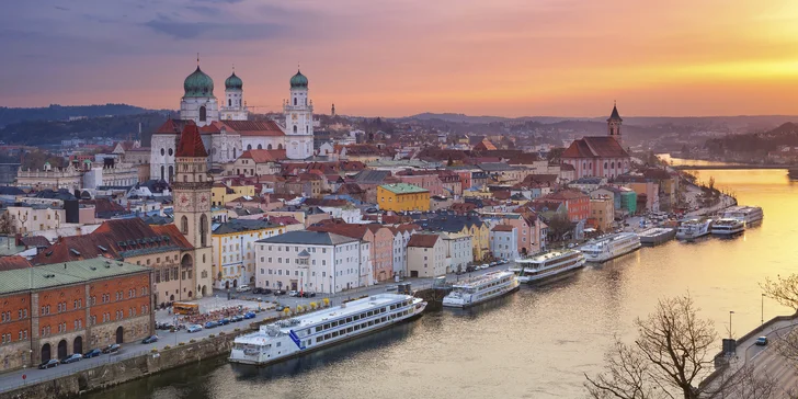 Za vánoční atmosférou do bavorského Pasova i relaxace v lázních Bad Füssing