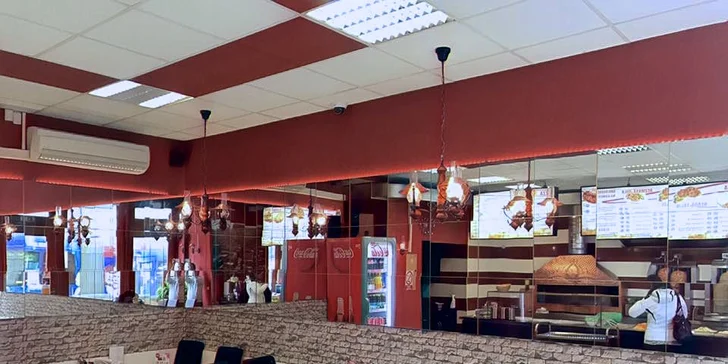 Zažeňte hlad: velký kebab v chlebu nebo v tortille i s pitím v centru Brna