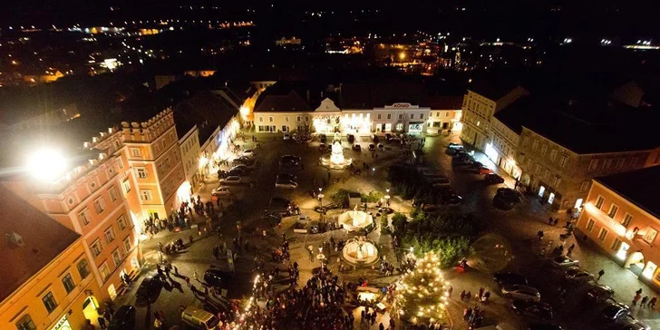 Výlet na vánoční trhy a průvod čertů do Retz, města v Dolním Rakousku